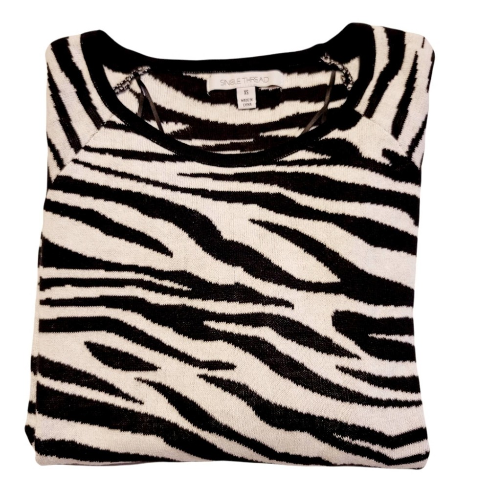 Single Thread Zebra Print Sweater - Picture 9 of 9